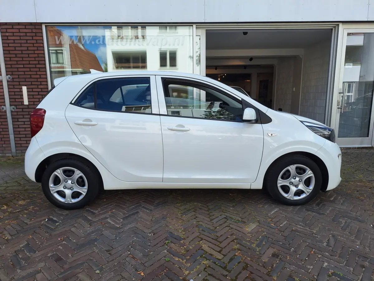 1.0 MPi ComfortPlusLine 5Drs /Camera/Navi/Apple/Android/Garantie