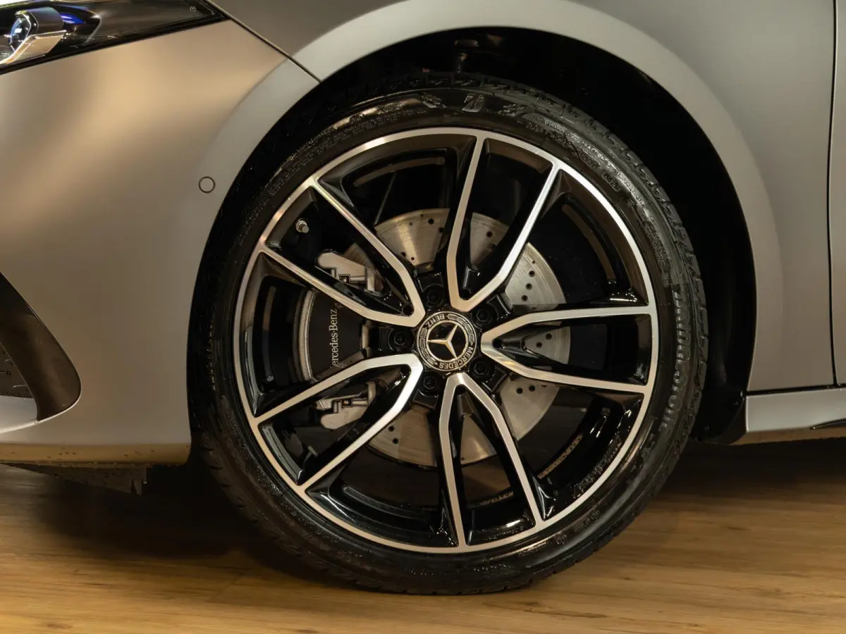 Hatchback 250 e Business Solution AMG | Premium PLUS | Panorama dak
