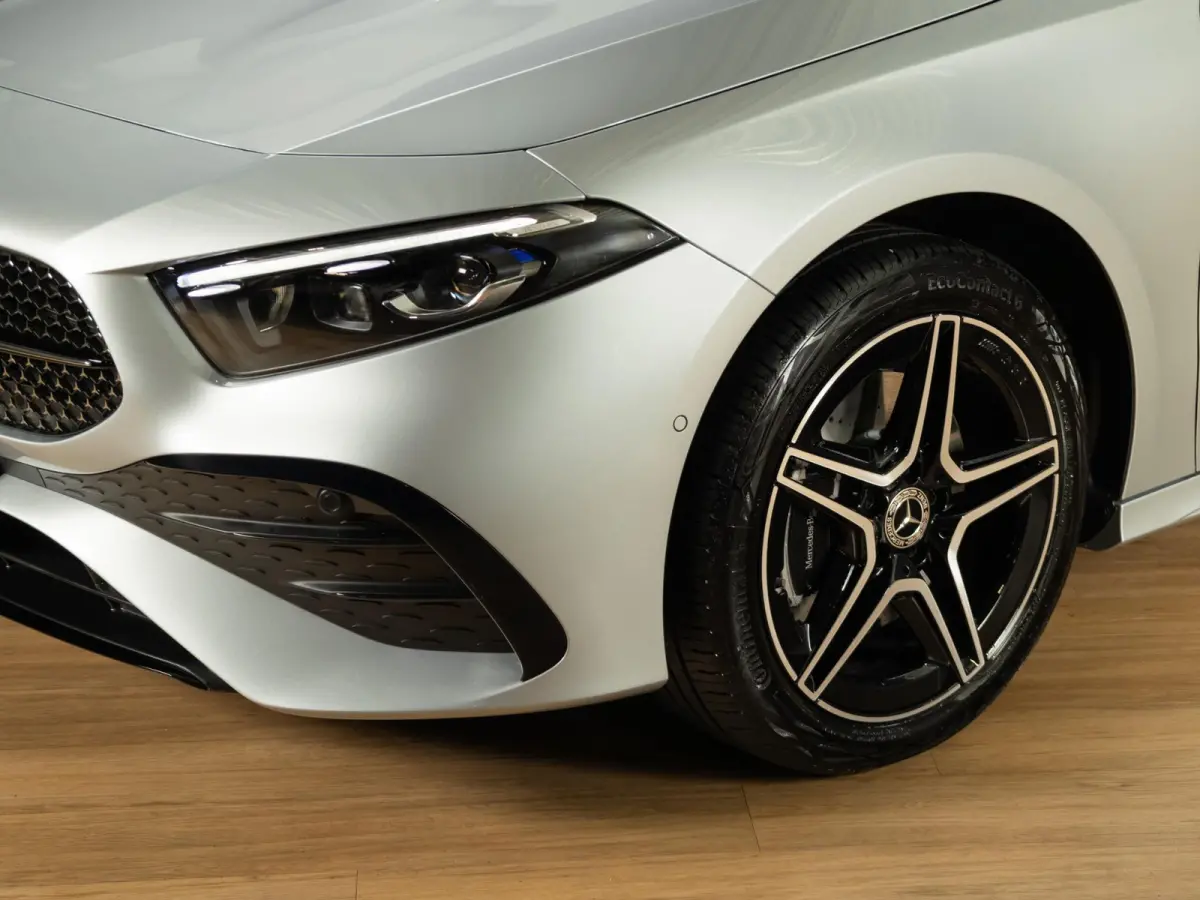 Hatchback 250 e Business Solution AMG | Panorama dak