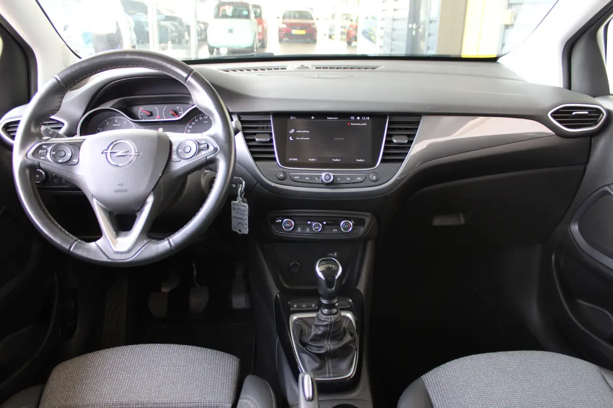 1.2 Turbo Elegance | Camera | Apple Carplay/ Android Auto | LED koplampen | Climate control |