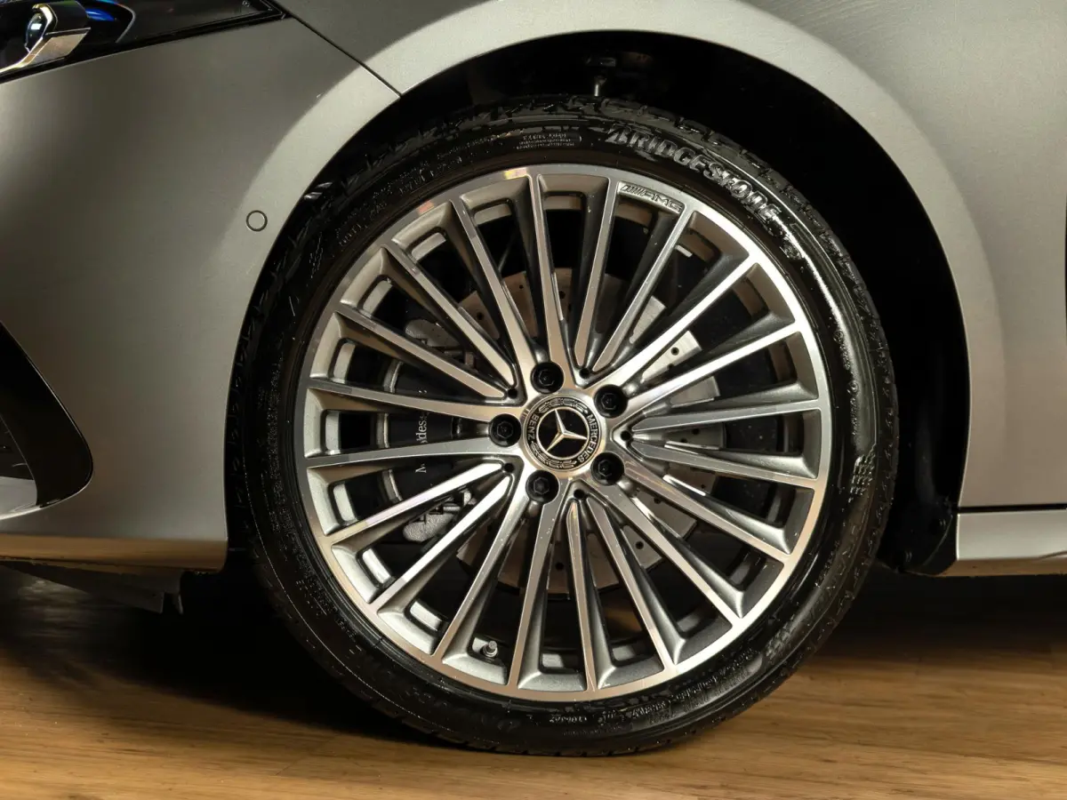Hatchback 250 e Business Solution AMG Premium PLUS | Panorama dak