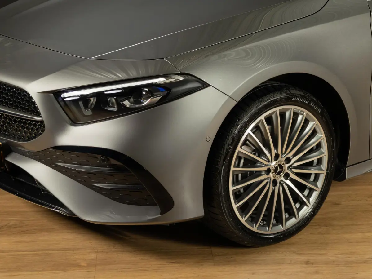 Hatchback 250 e Business Solution AMG Premium PLUS | Panorama dak