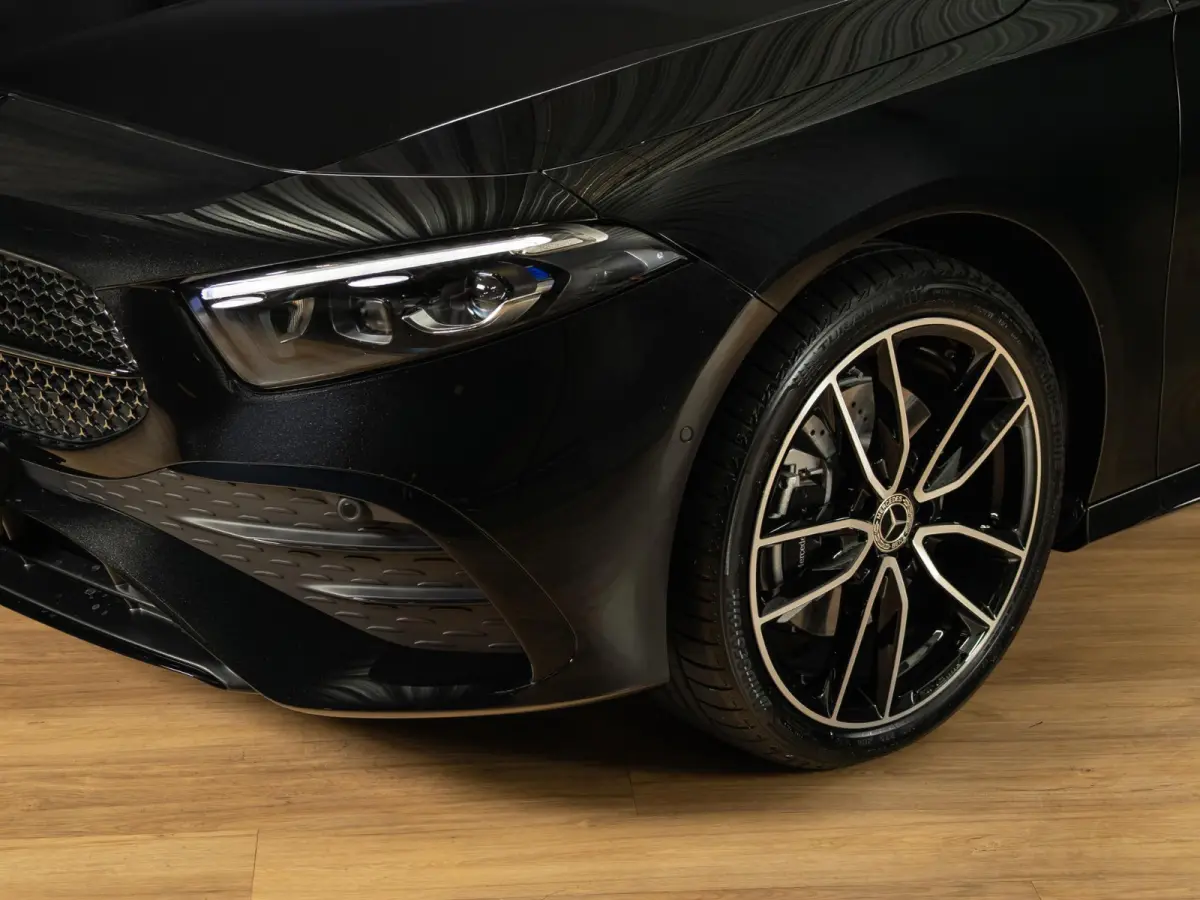 Hatchback 250 e Business Solution AMG | Premium PLUS | Panorama dak
