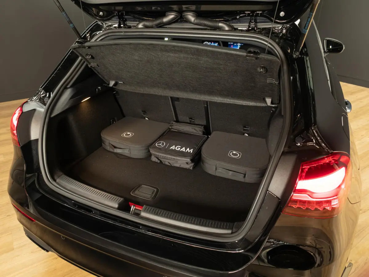 Hatchback 250 e Business Solution AMG | Premium PLUS | Panorama dak
