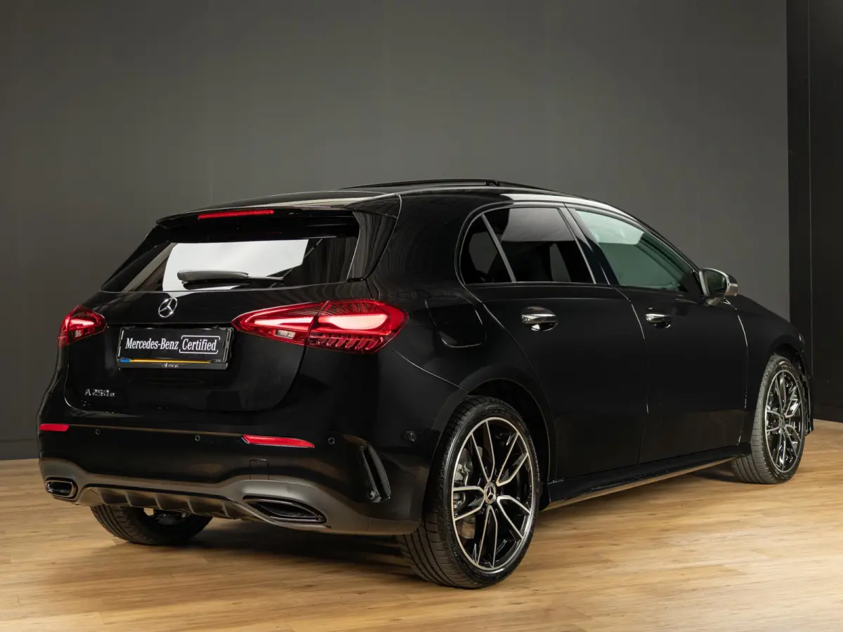 Hatchback 250 e Business Solution AMG | Premium PLUS | Panorama dak