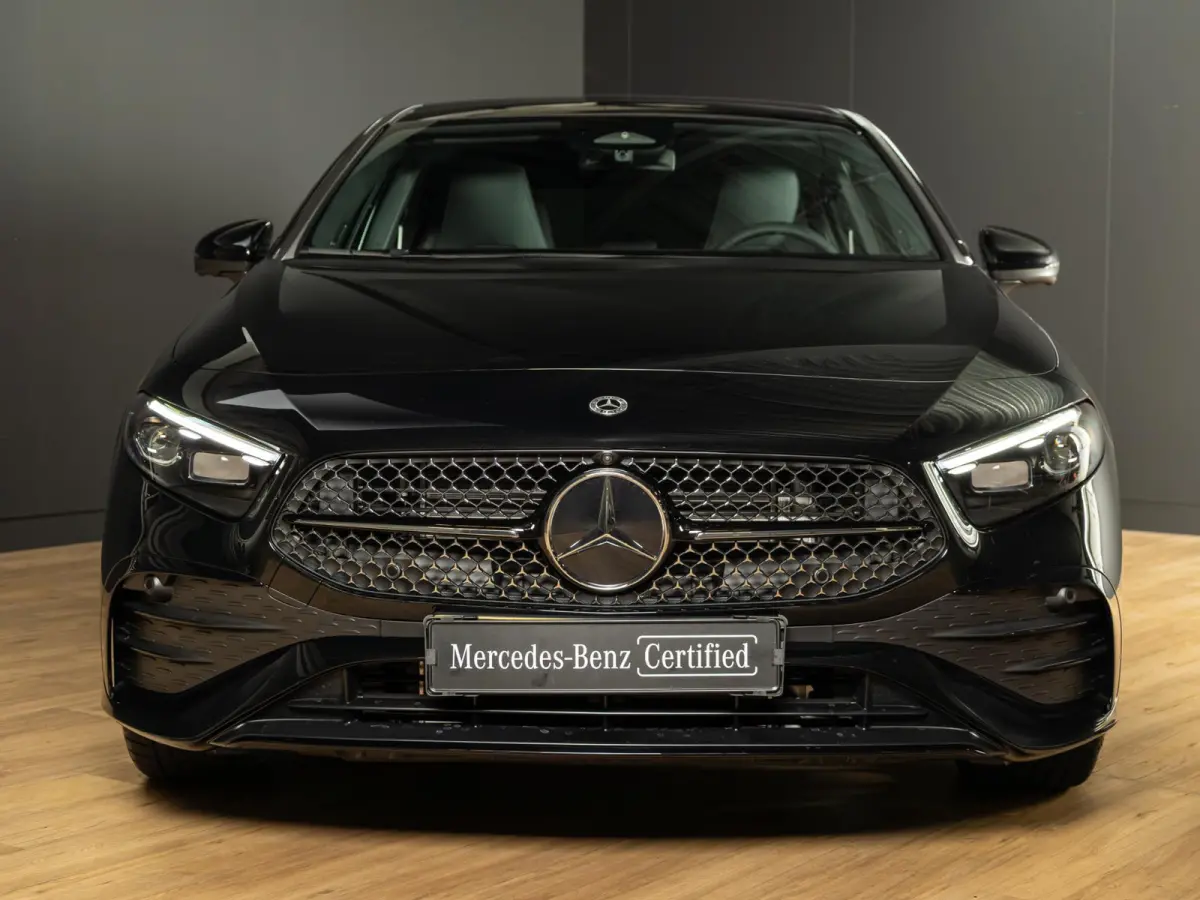 Hatchback 250 e Business Solution AMG | Premium PLUS | Panorama dak