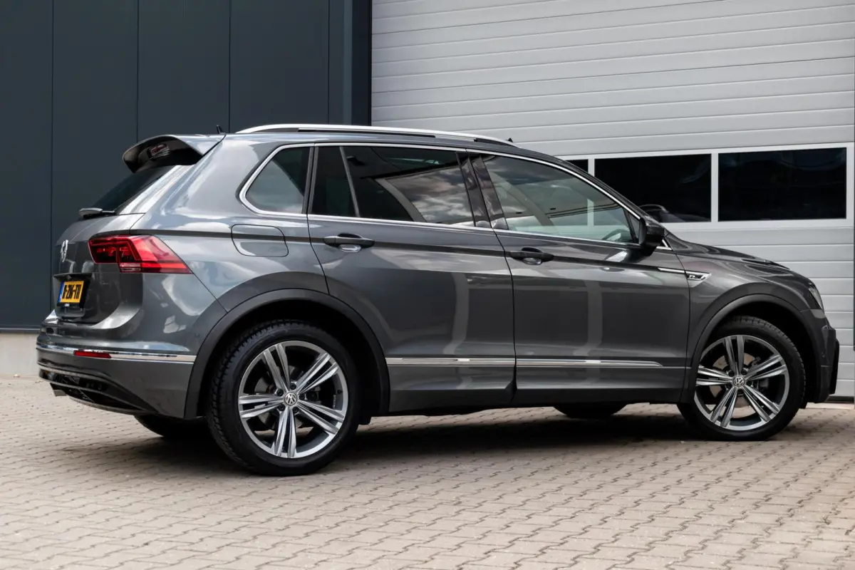 1.5 TSI ACT Highline R-Line|PANO|ADAPT. CRUISE|STOELVERWARMING|ELEK. KLEP