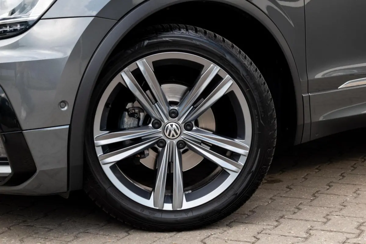1.5 TSI ACT Highline R-Line|PANO|ADAPT. CRUISE|STOELVERWARMING|ELEK. KLEP
