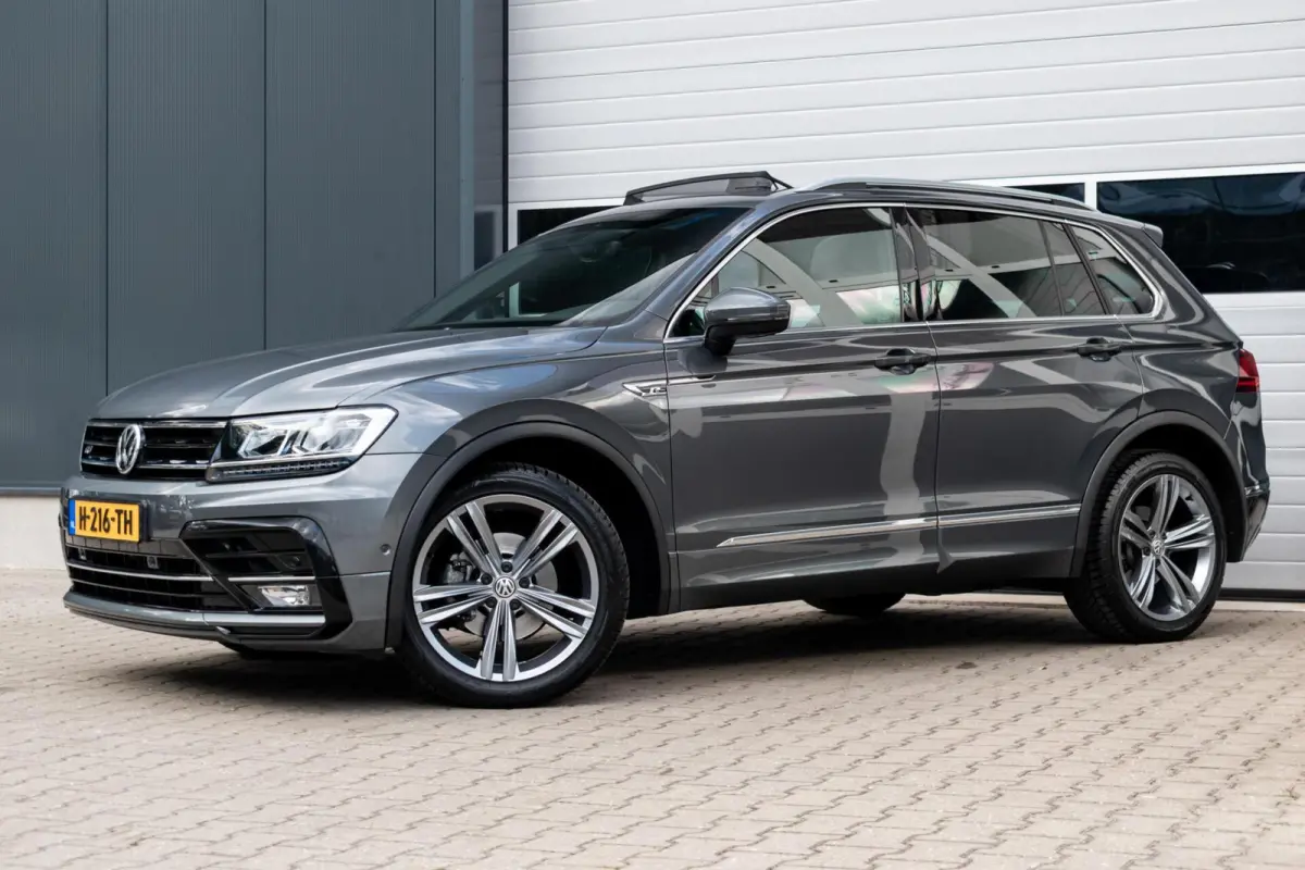 1.5 TSI ACT Highline R-Line|PANO|ADAPT. CRUISE|STOELVERWARMING|ELEK. KLEP