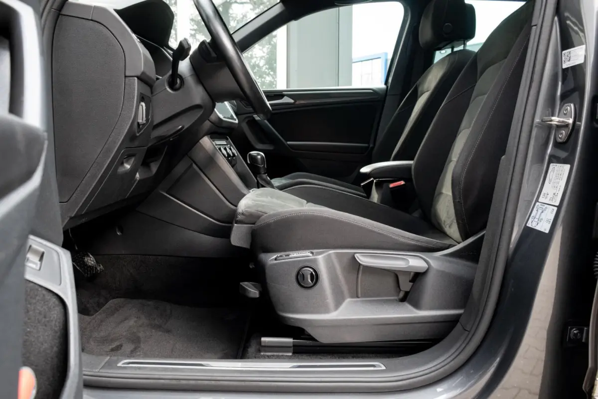 1.5 TSI ACT Highline R-Line|PANO|ADAPT. CRUISE|STOELVERWARMING|ELEK. KLEP