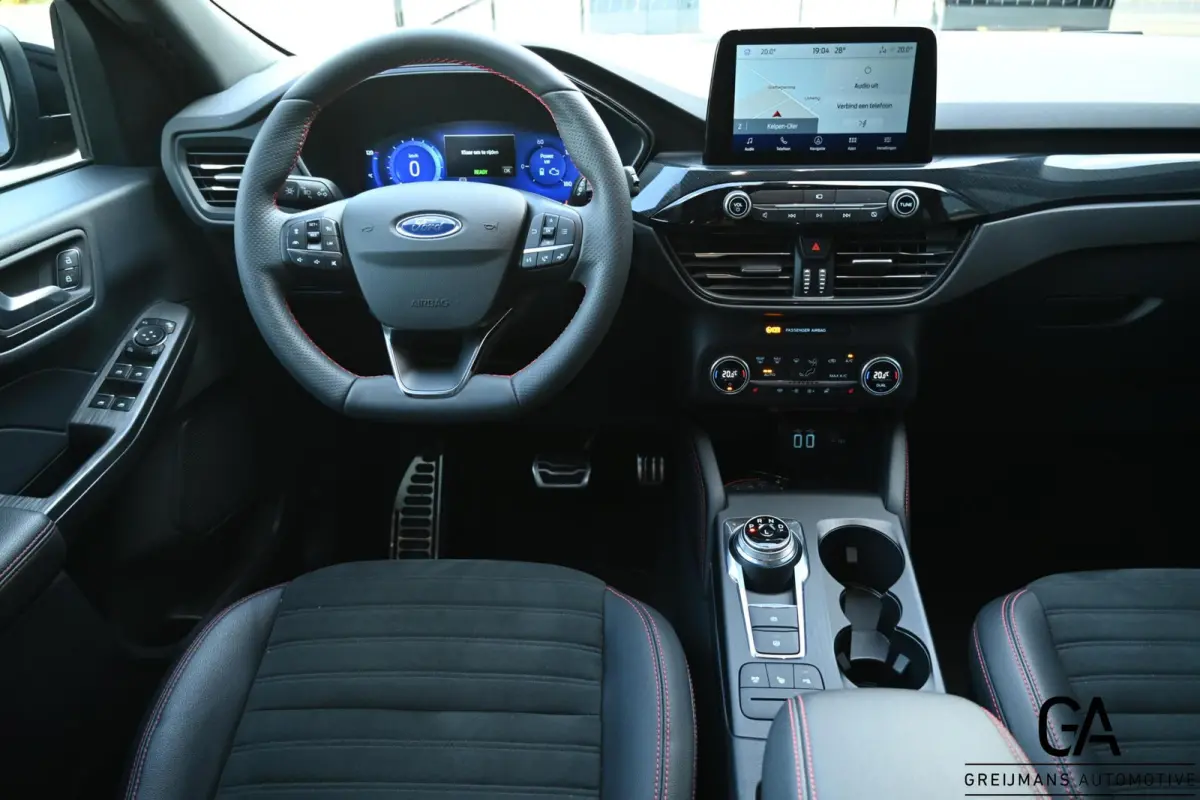 2.5 FHEV ST-Line X|Panoramadak|Trekhaak|Carplay