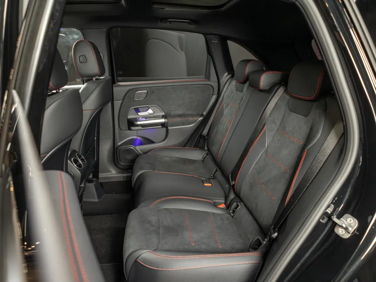 250 e Business Solution AMG Premium PLUS | Panorama dak | Trekhaak