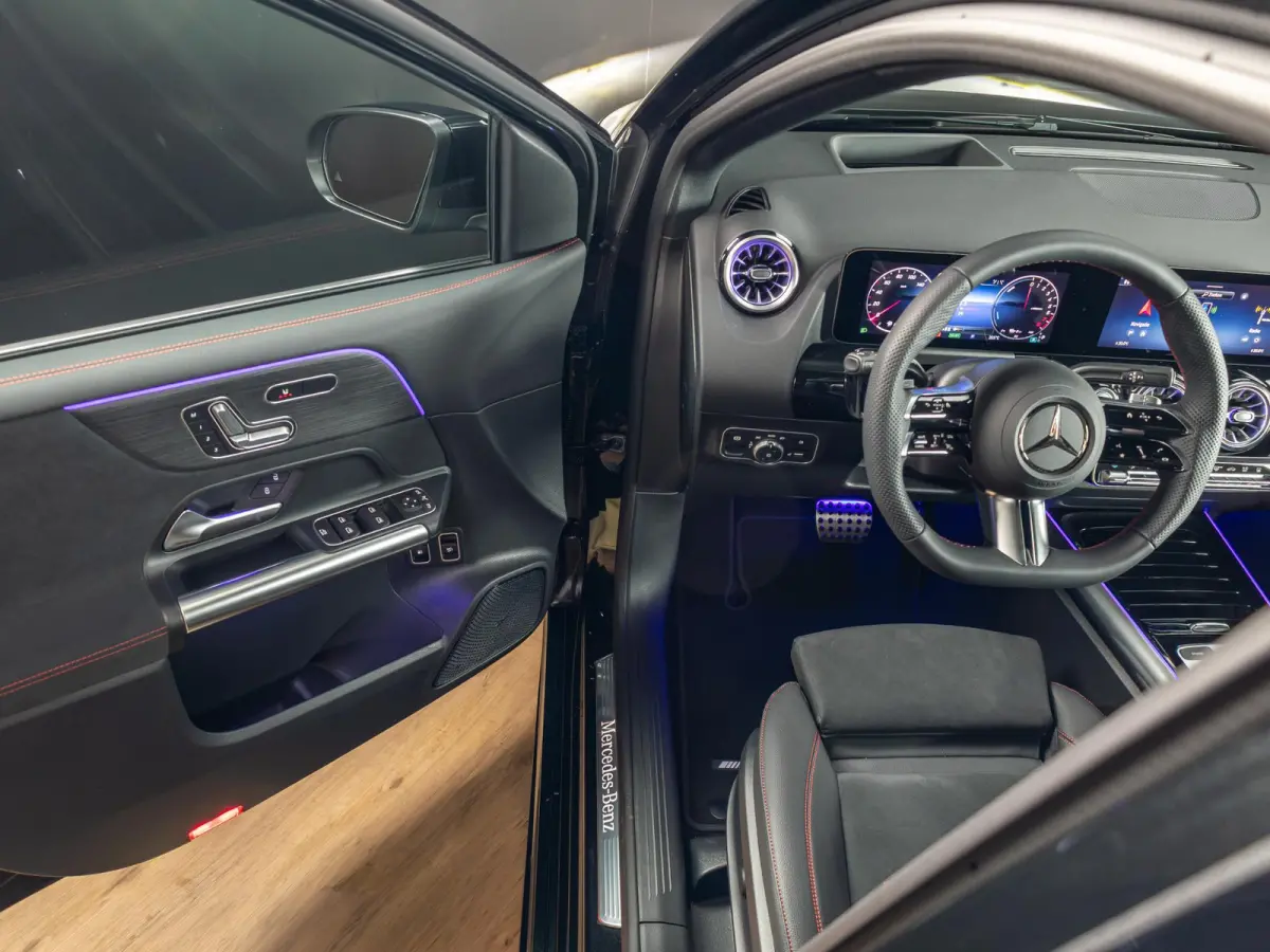 250 e Business Solution AMG Premium PLUS | Panorama dak | Trekhaak