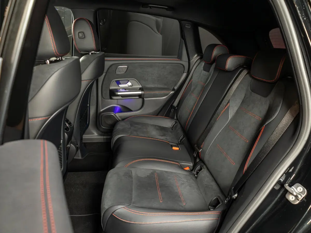 250 e Business Solution AMG Premium PLUS | Panorama dak | Trekhaak