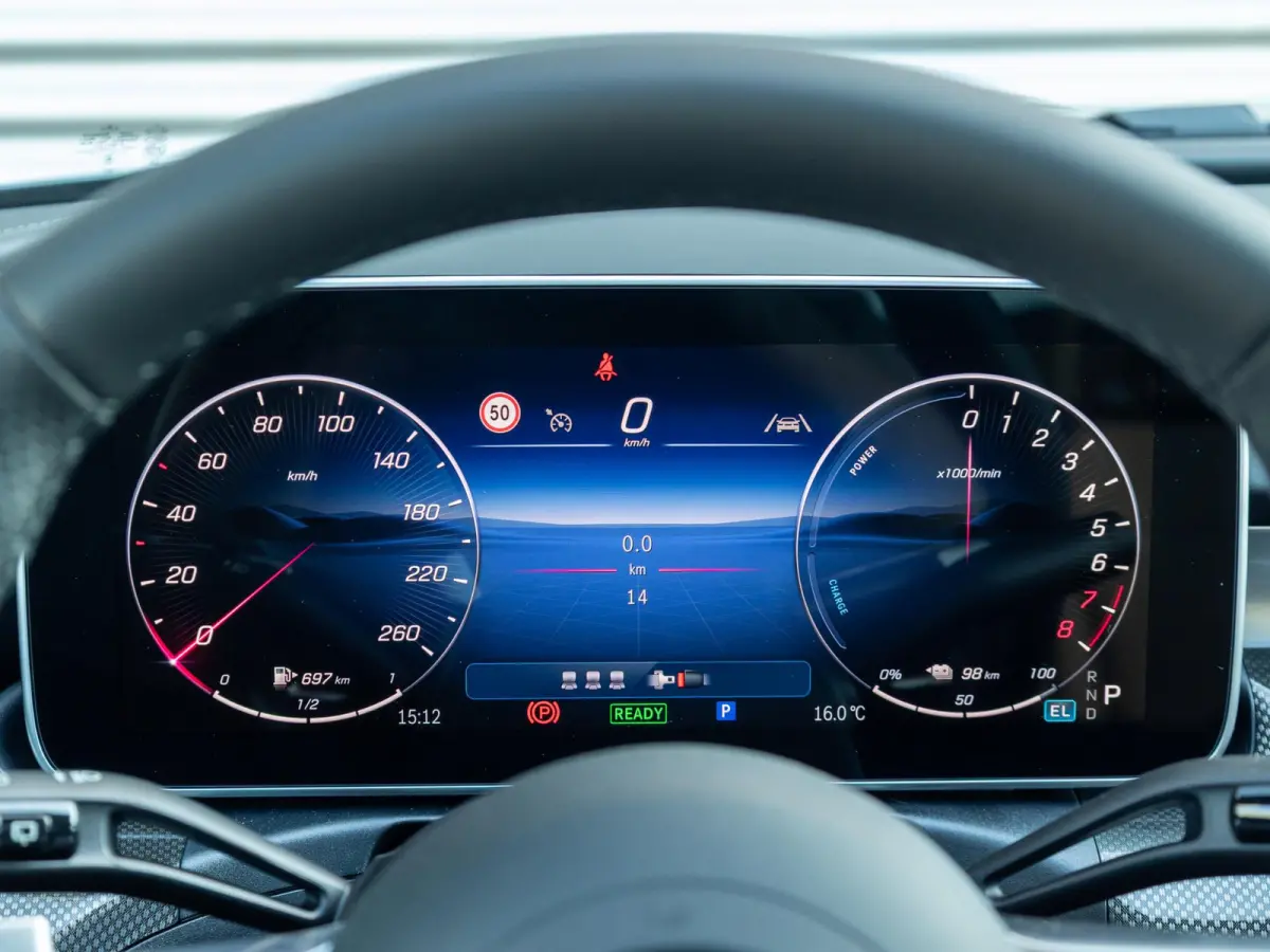 300 e Business Solution AMG Panorama dak | Trekhaak