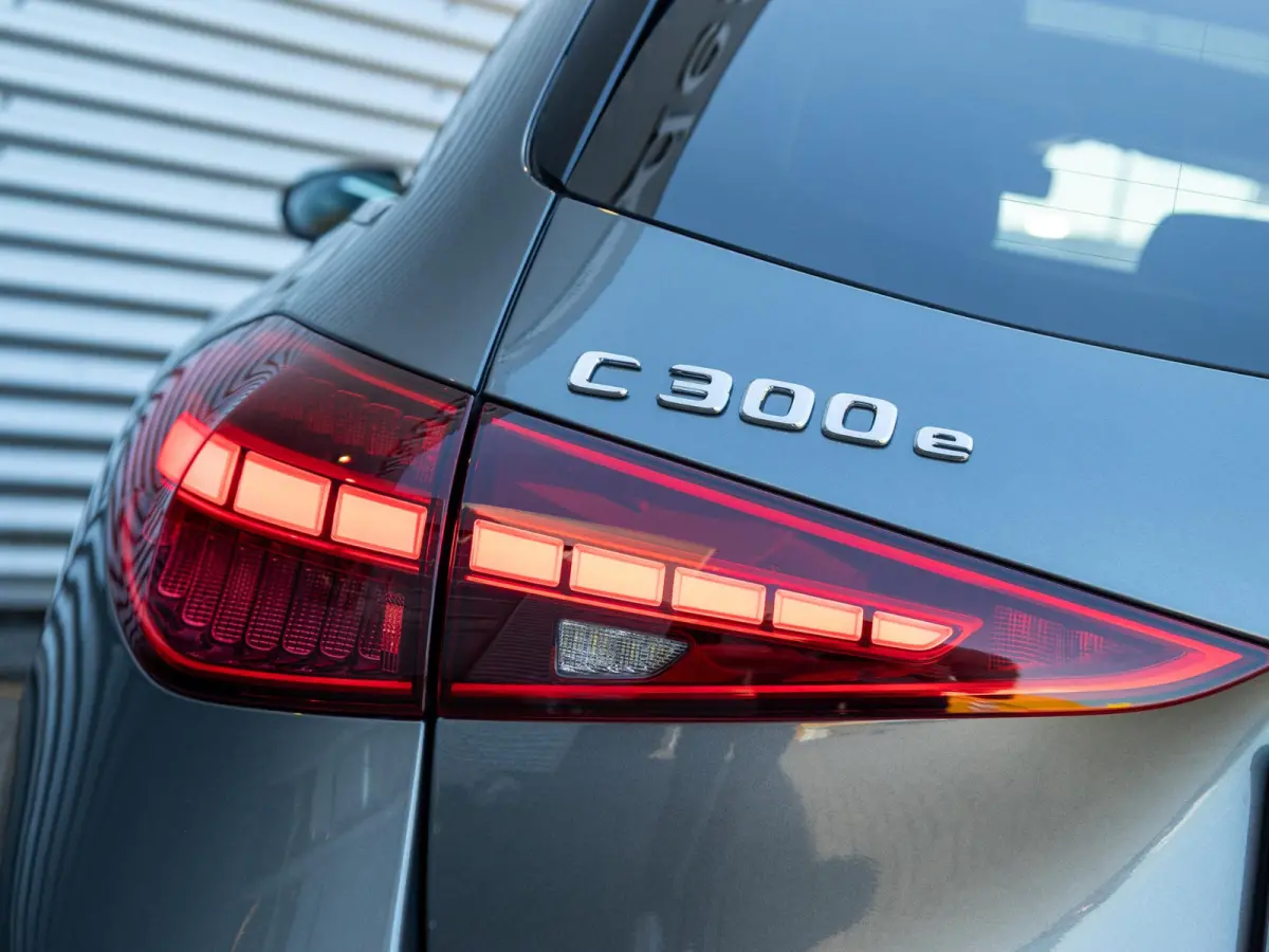 300 e Business Solution AMG Panorama dak | Trekhaak