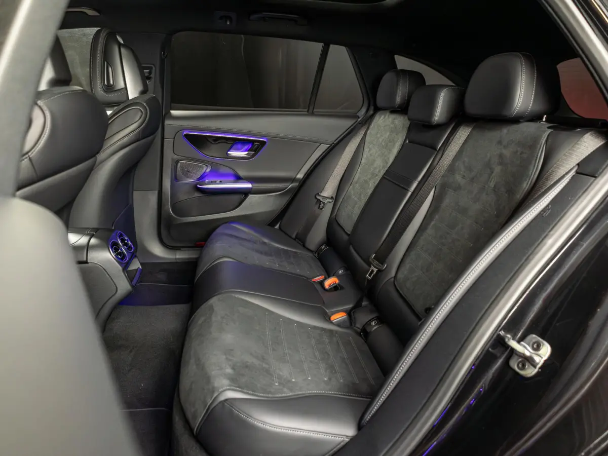300 e Business Solution AMG | Panorama dak