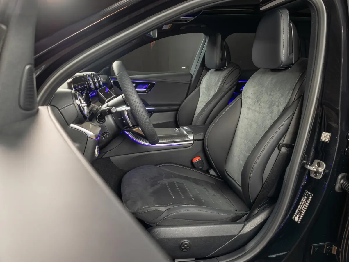 300 e Business Solution AMG | Panorama dak