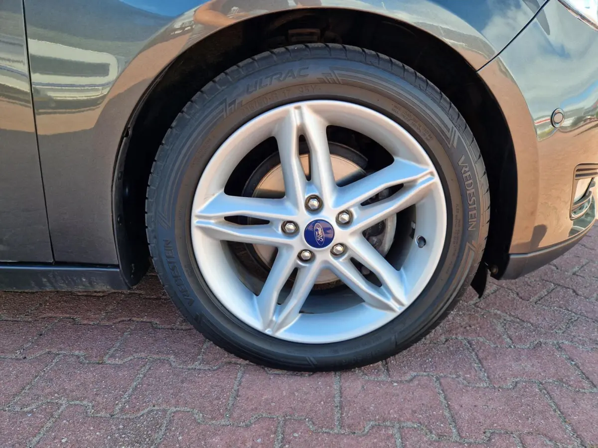 1.0 Titanium 12 MND BOVAG GAR|NAVI|CAMERA|ECC|CR. CONTR|APPLE CARPLAY