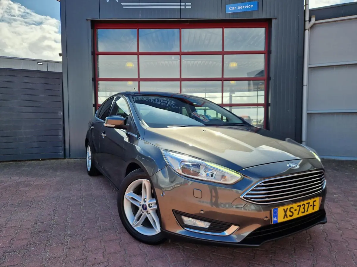 1.0 Titanium 12 MND BOVAG GAR|NAVI|CAMERA|ECC|CR. CONTR|APPLE CARPLAY