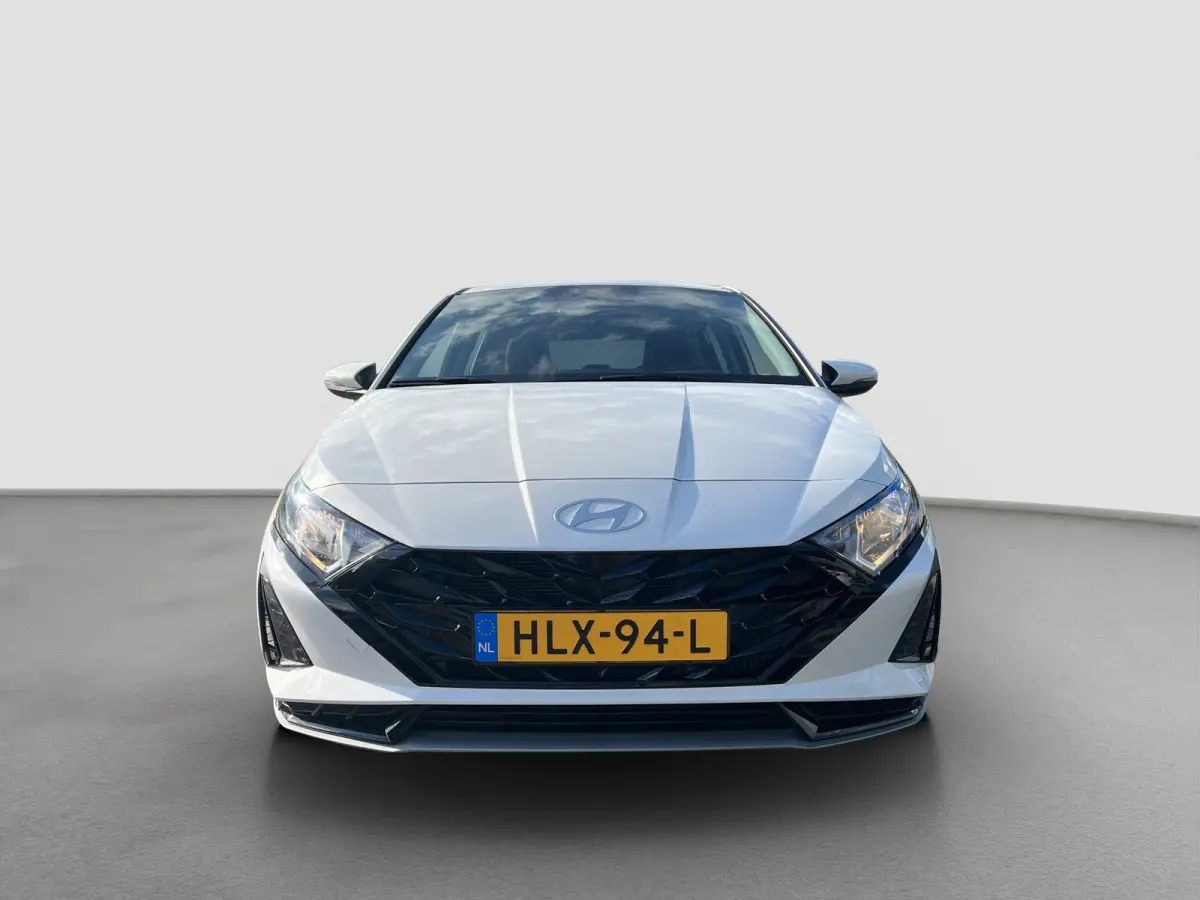 1.0 T-GDI 100pk Comfort | Airco | Camera | Carplay | Cruise control | Dodehoek detectie | Navigatie | Parkeersensoren | Digitaal cockpit | Lichtmetalen velgen