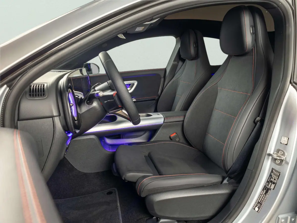 Limousine 250+ Launch Edition 85.5 kWh