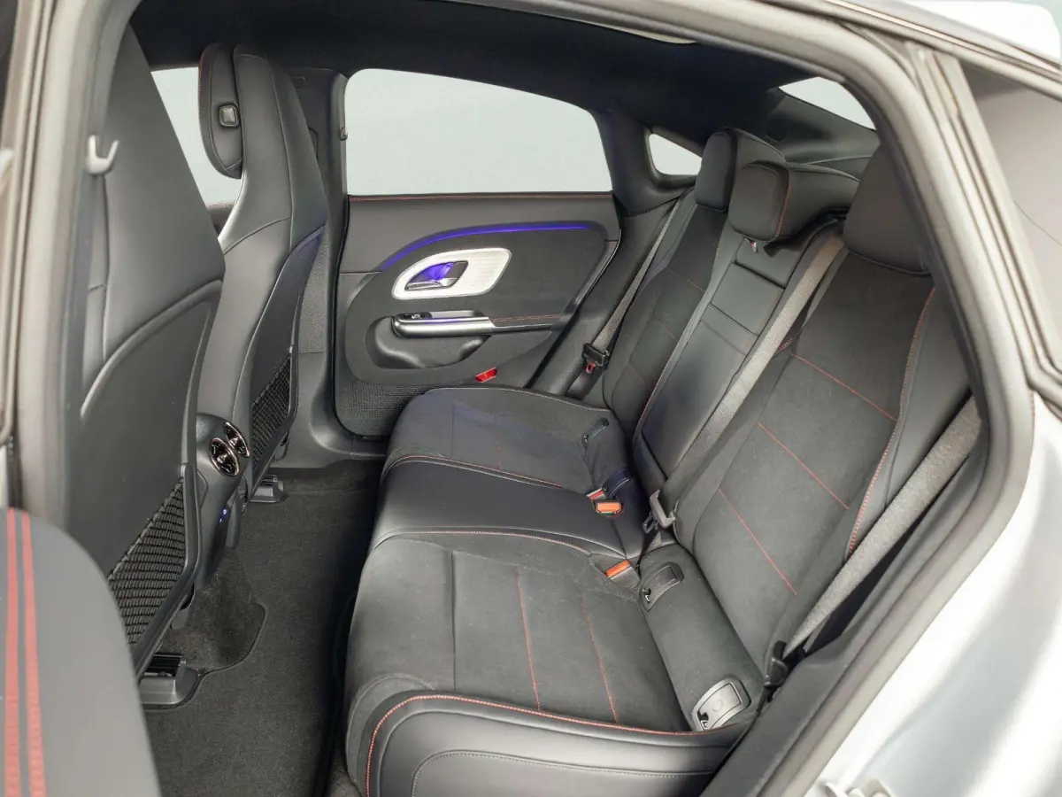 Limousine 250+ Launch Edition 85.5 kWh