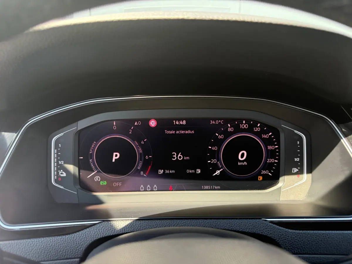 1.4 TSI PHEV GTE * Trekhaak * AUTOMAAT * Parkeercamera * Head-up Display *