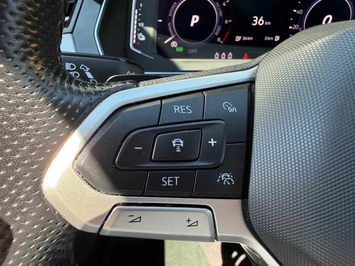 1.4 TSI PHEV GTE * Trekhaak * AUTOMAAT * Parkeercamera * Head-up Display *