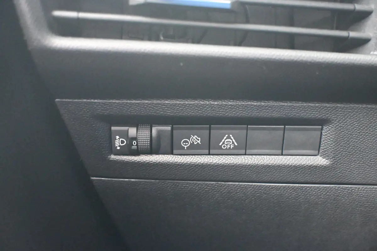 1.2 Turbo Hybrid Edition 145pk | Tot 8 Jaar Garantie! | Navigatie | Achteruitrijcamera | Comfortstoelen | Stoel/Stuurverwarming | Climate Control | !!