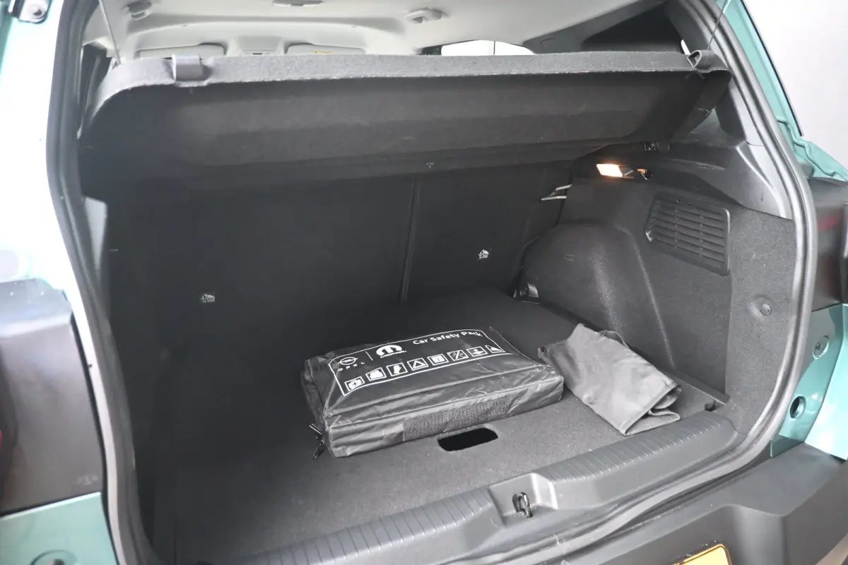 1.2 Turbo Hybrid Edition 145pk | Tot 8 Jaar Garantie! | Navigatie | Achteruitrijcamera | Comfortstoelen | Stoel/Stuurverwarming | Climate Control | !!
