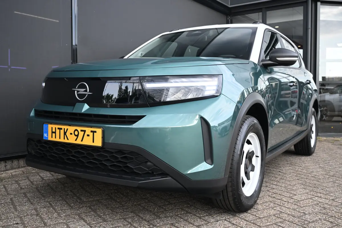 1.2 Turbo Hybrid Edition 145pk | Tot 8 Jaar Garantie! | Navigatie | Achteruitrijcamera | Comfortstoelen | Stoel/Stuurverwarming | Climate Control | !!
