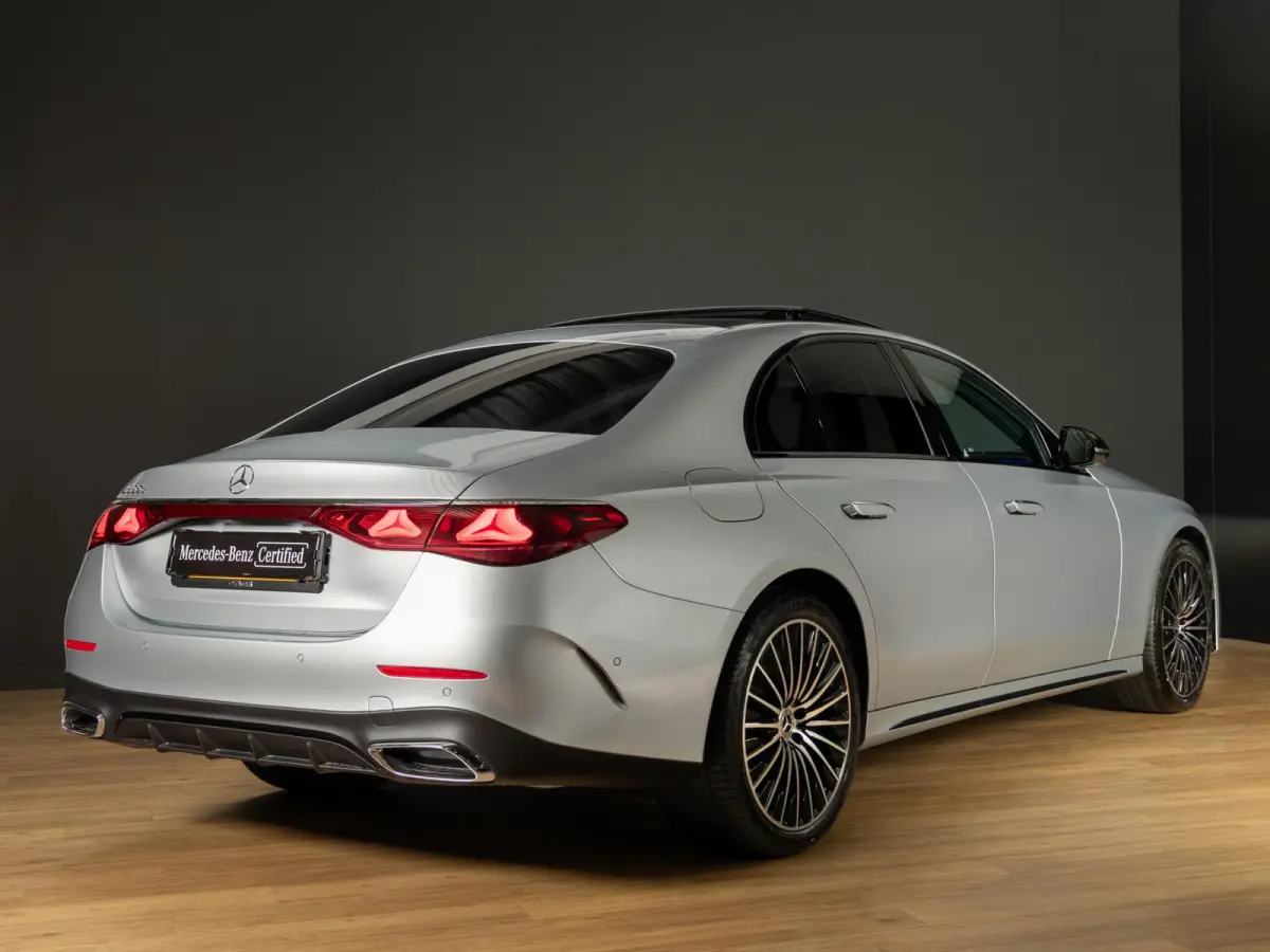 300 e Business Solution AMG Panorama dak