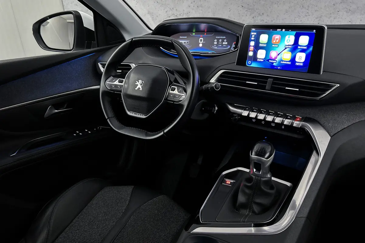 1.2 PureTech Allure | Half leder | Apple Carplay | Cruise control