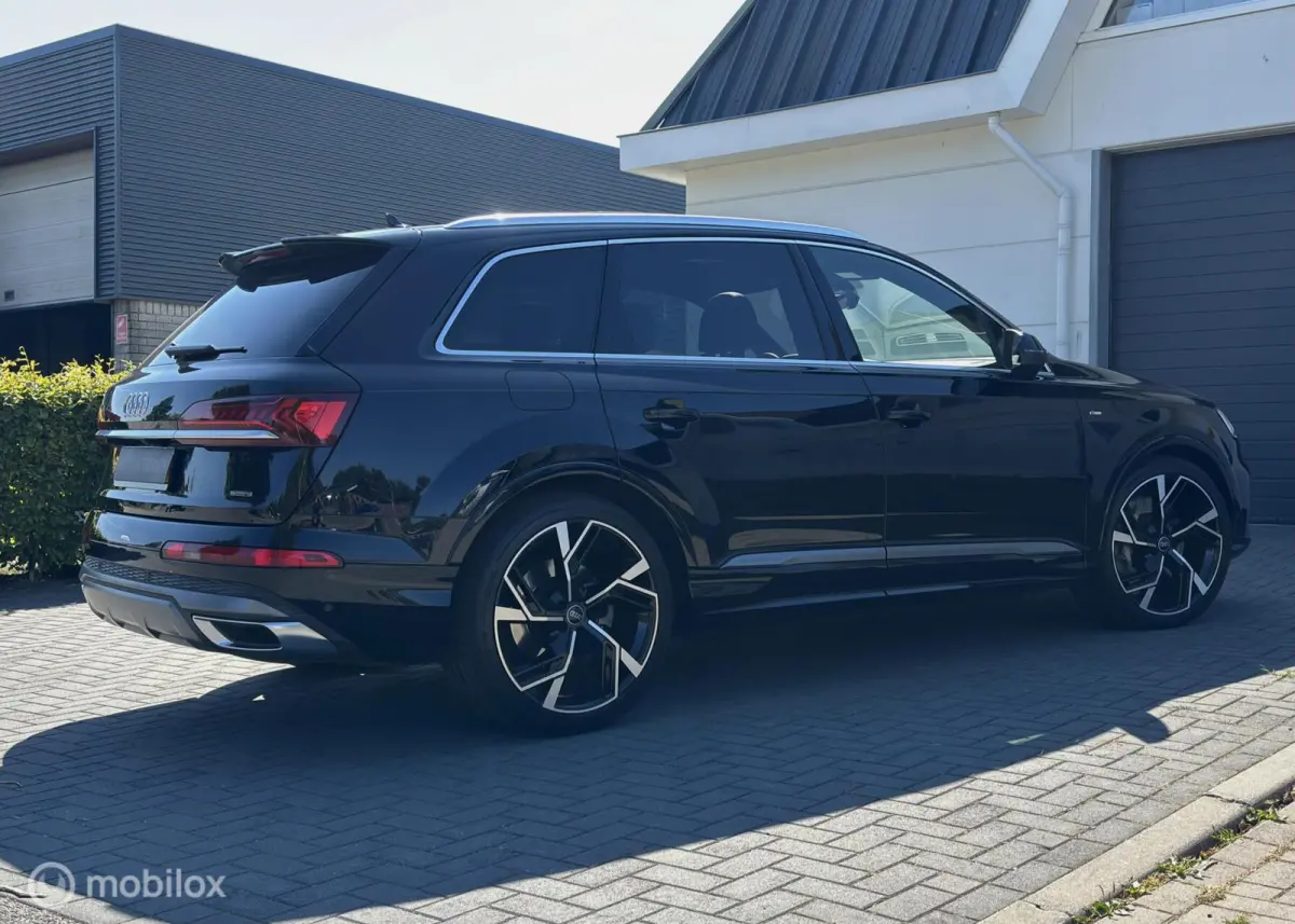55 TFSI e quattro S-Line Pano 22inch laser Head Up