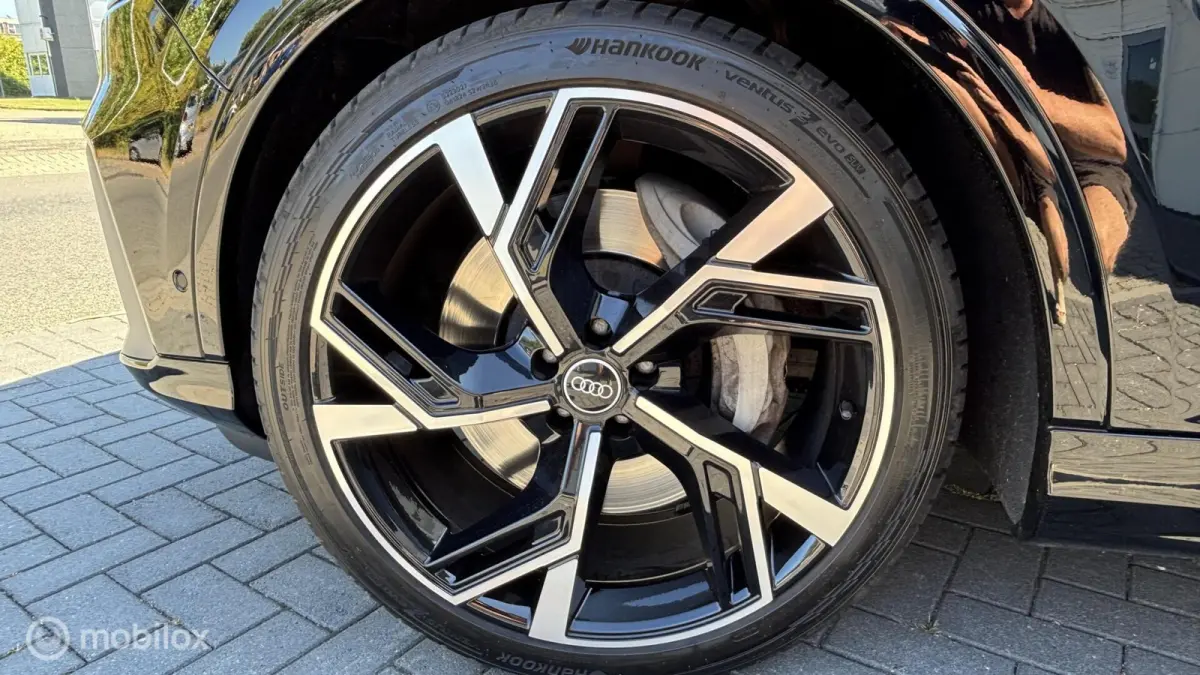 55 TFSI e quattro S-Line Pano 22inch laser Head Up