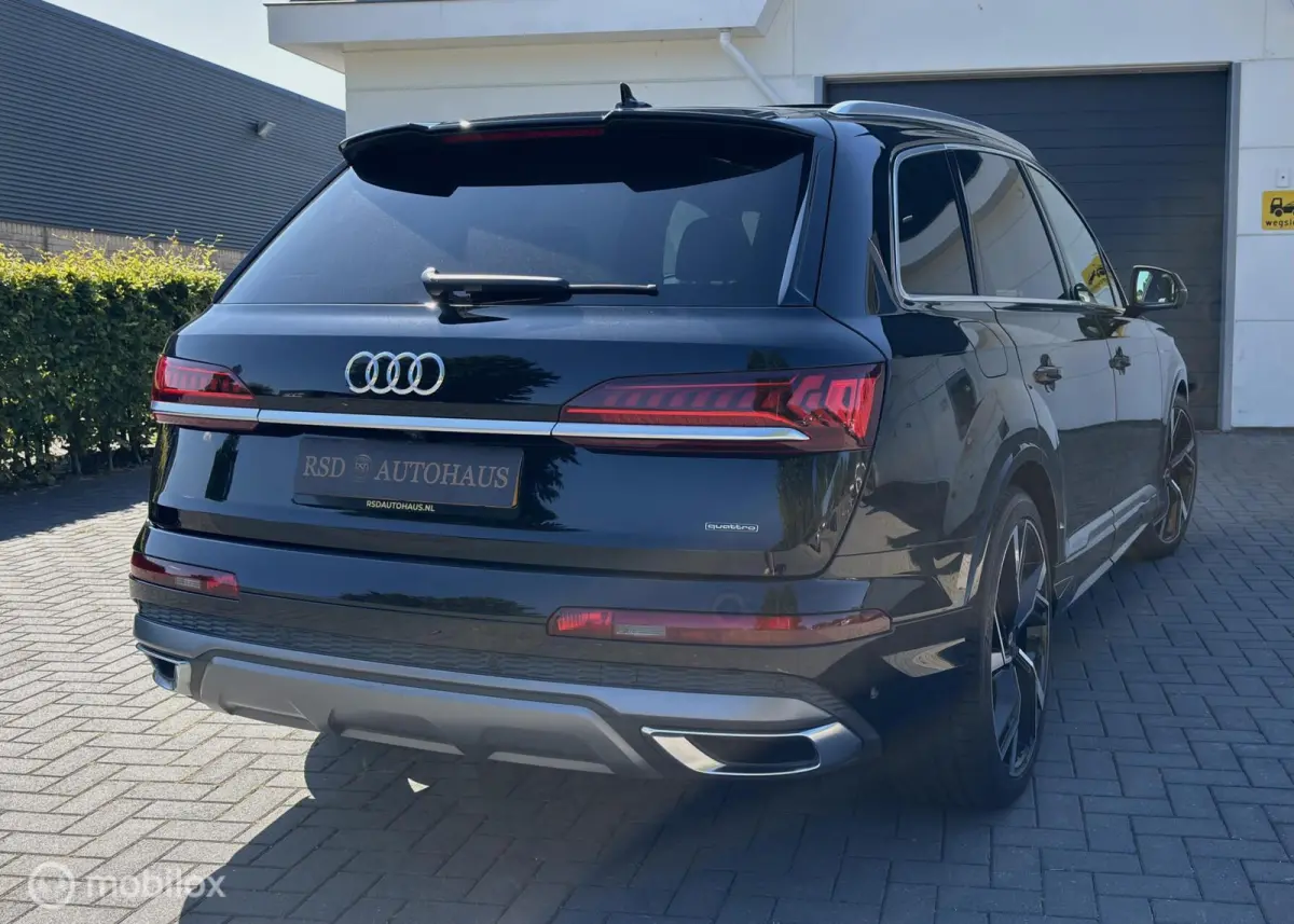 55 TFSI e quattro S-Line Pano 22inch laser Head Up