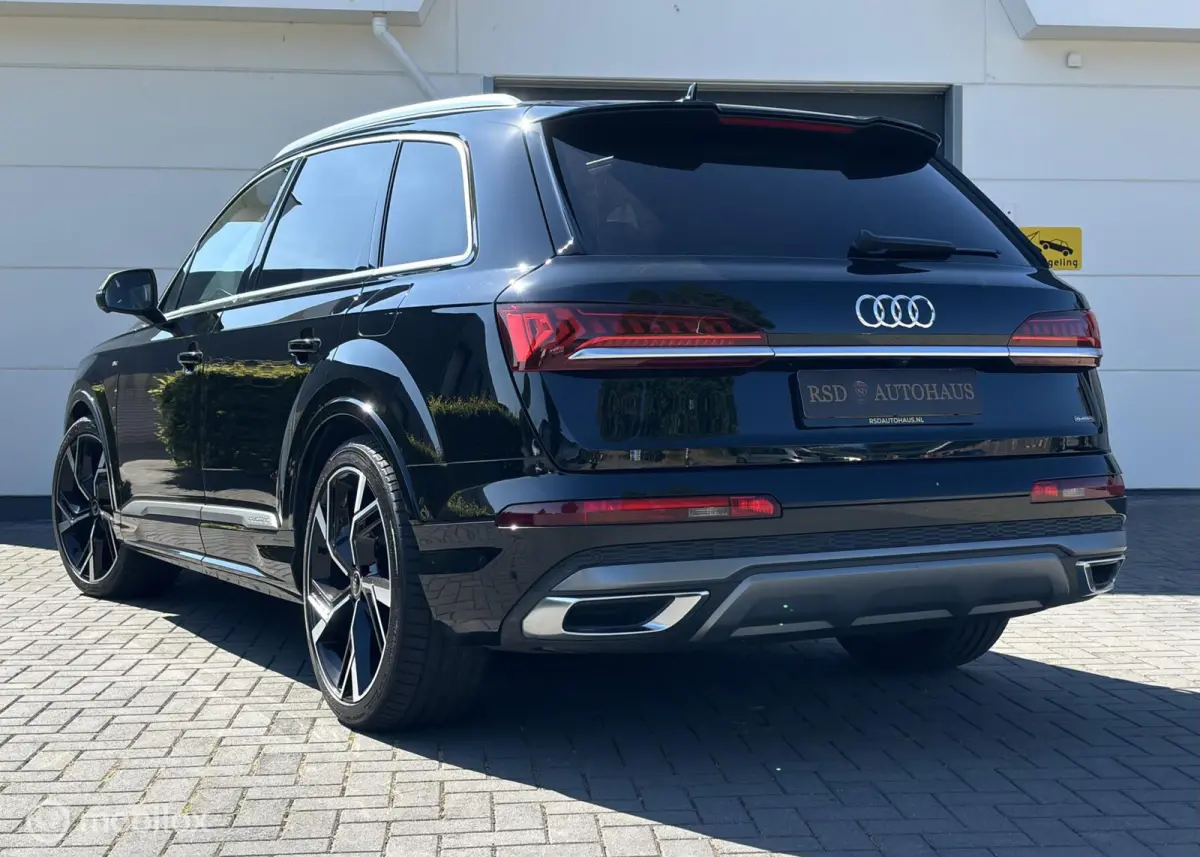55 TFSI e quattro S-Line Pano 22inch laser Head Up