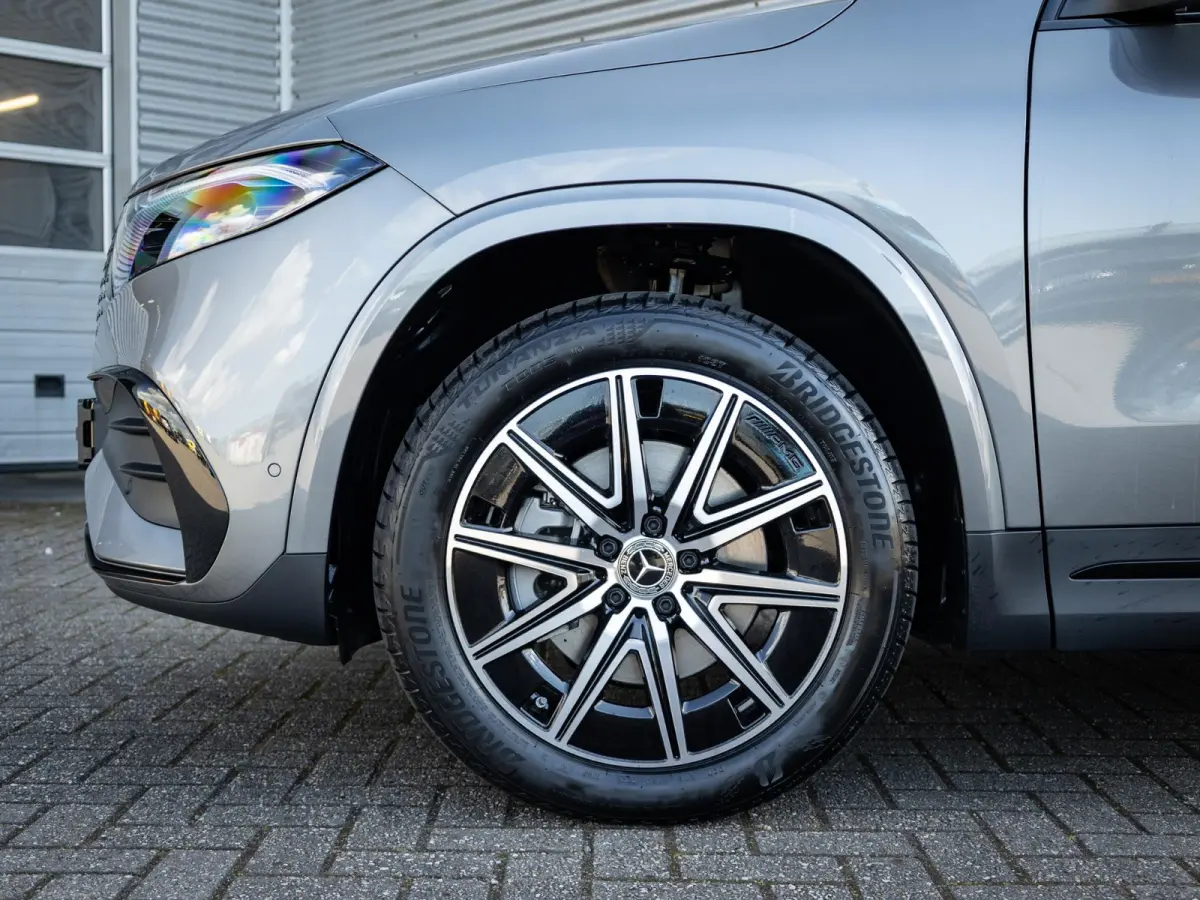 250+ Business Solution AMG 71 kWh | Panorama dak