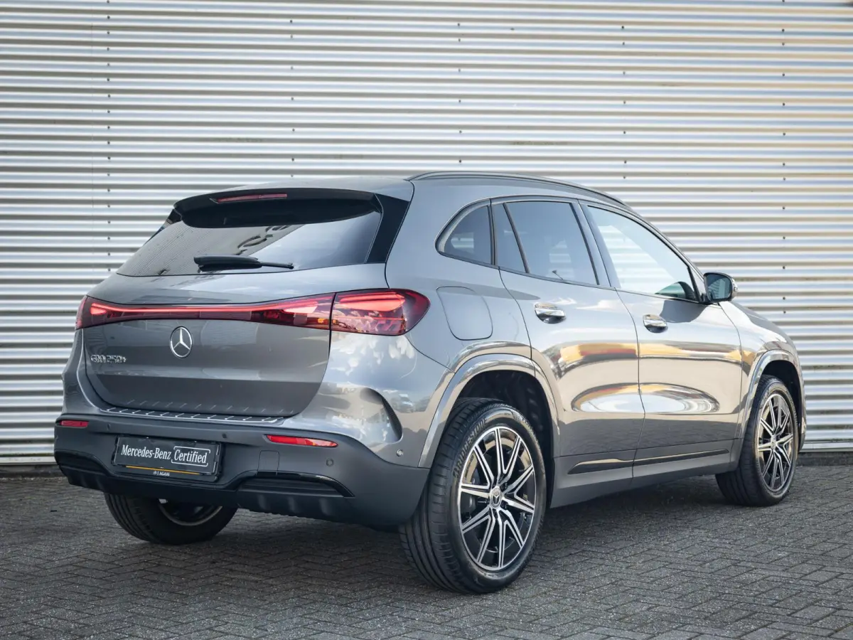 250+ Business Solution AMG 71 kWh | Panorama dak