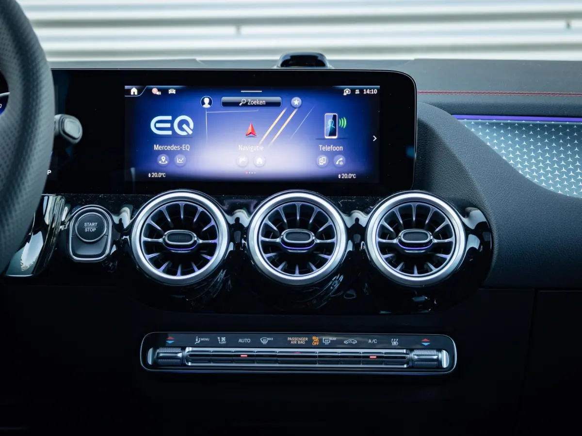 250+ Business Solution AMG 71 kWh | Panorama dak