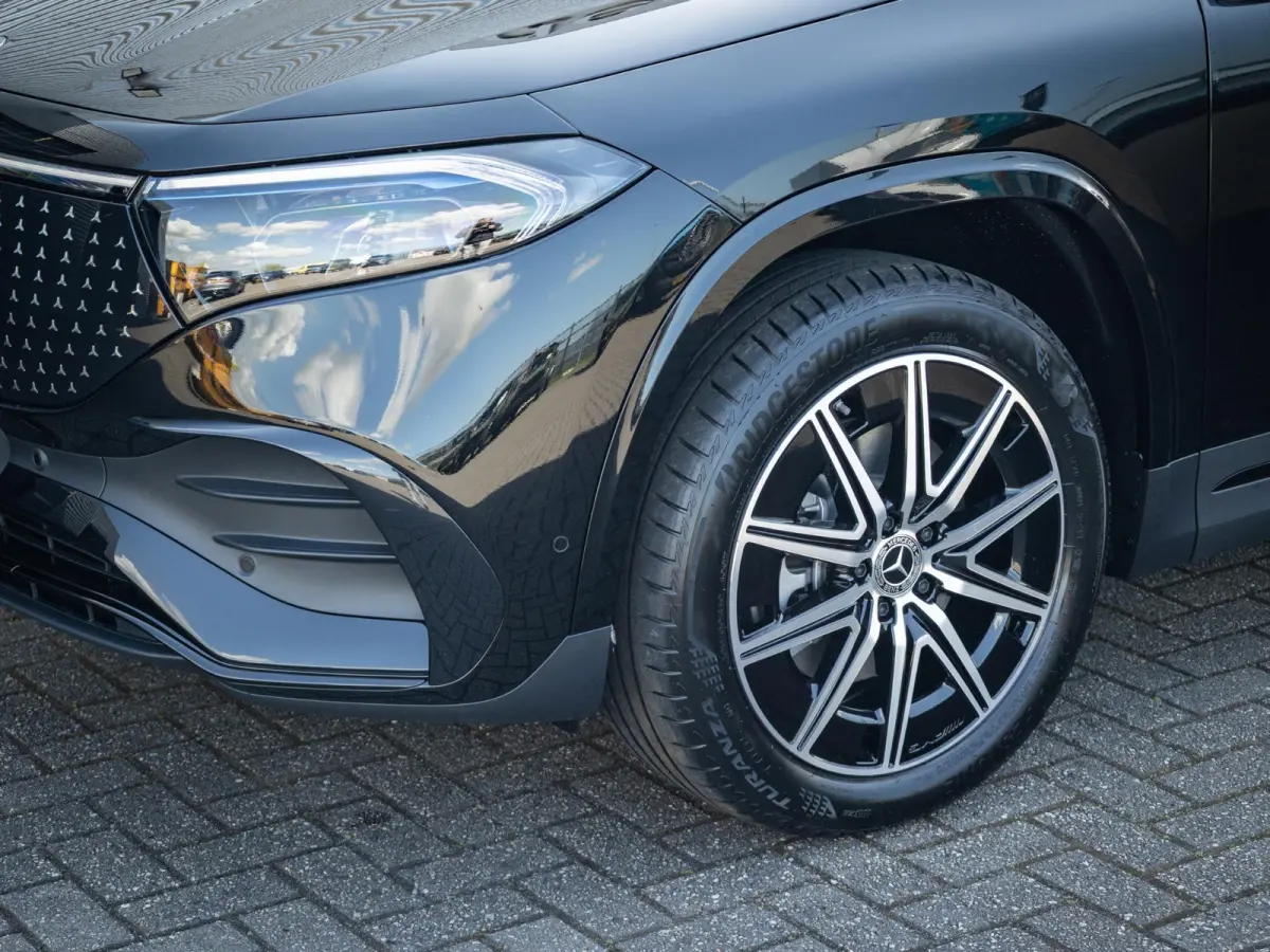 250+ Business Solution AMG 71 kWh | Panorama dak