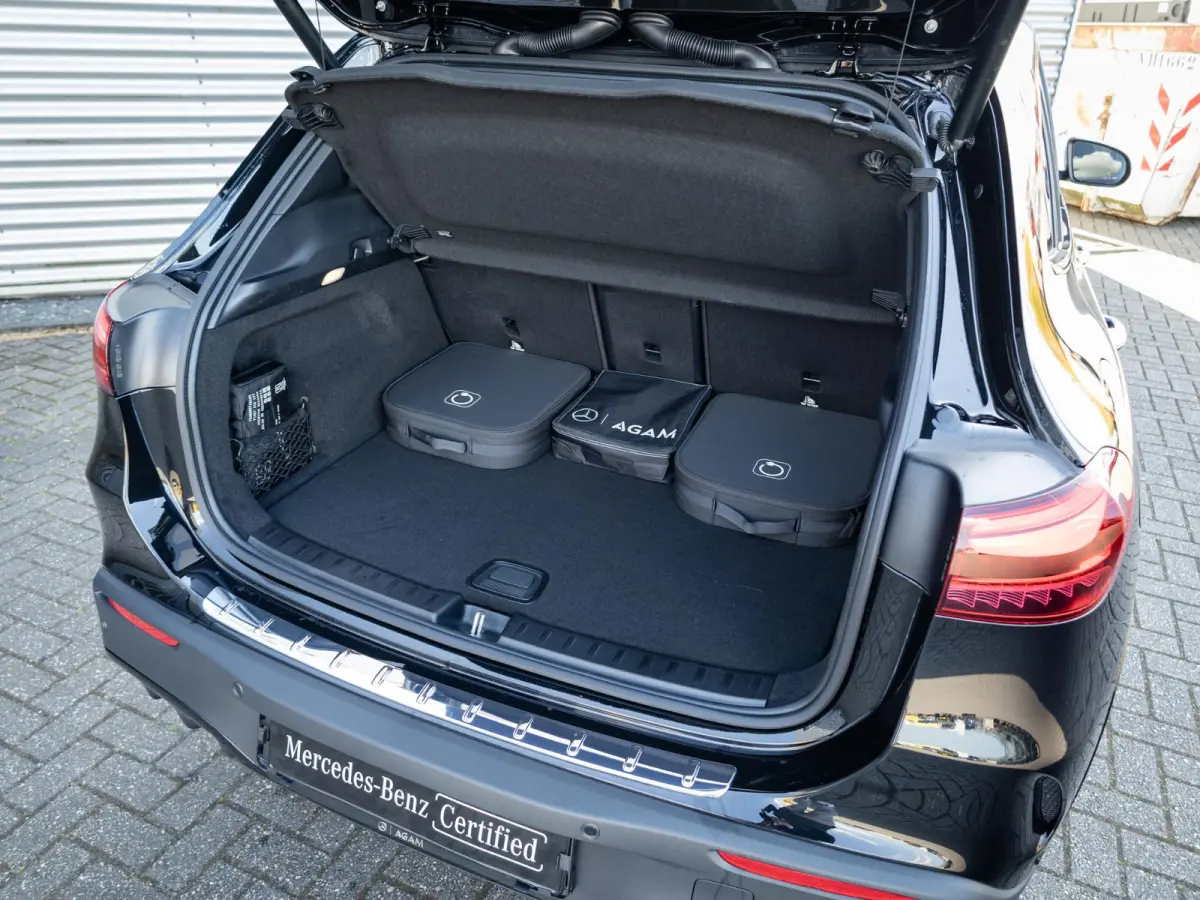 250+ Business Solution AMG 71 kWh | Panorama dak