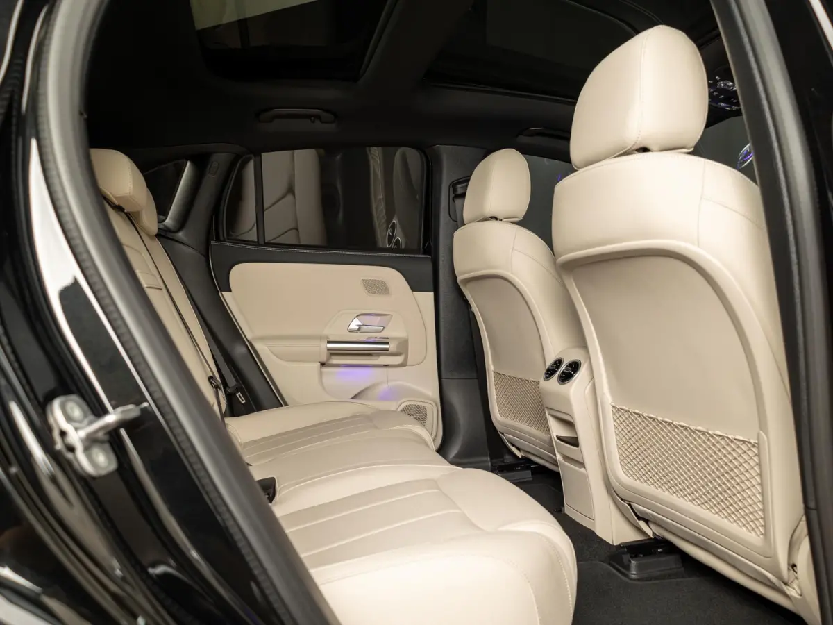 250+ Business Solution Luxury 71 kWh | Panorama dak