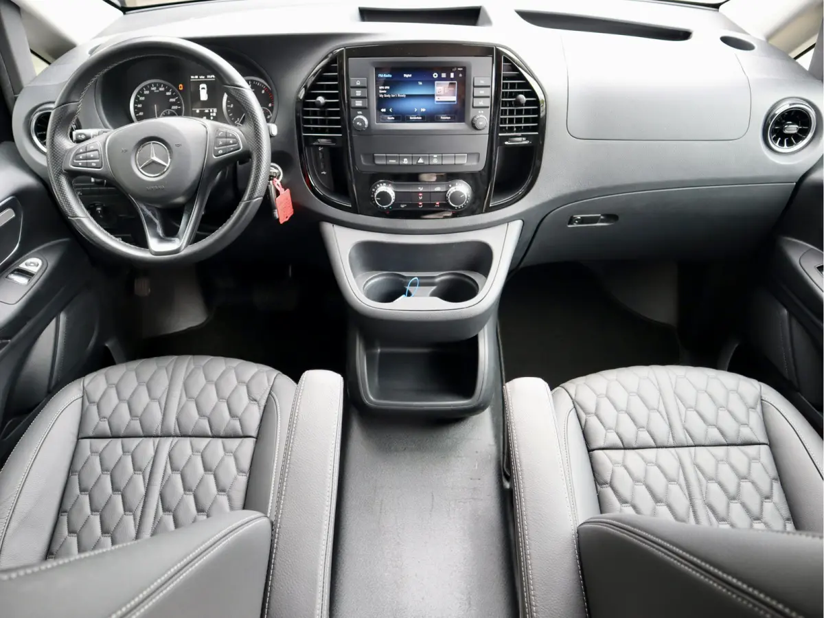 119 CDI AUTOMAAT DUBBELE CABINE LUCHTVERING