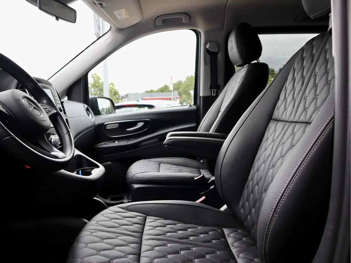 119 CDI AUTOMAAT DUBBELE CABINE LUCHTVERING