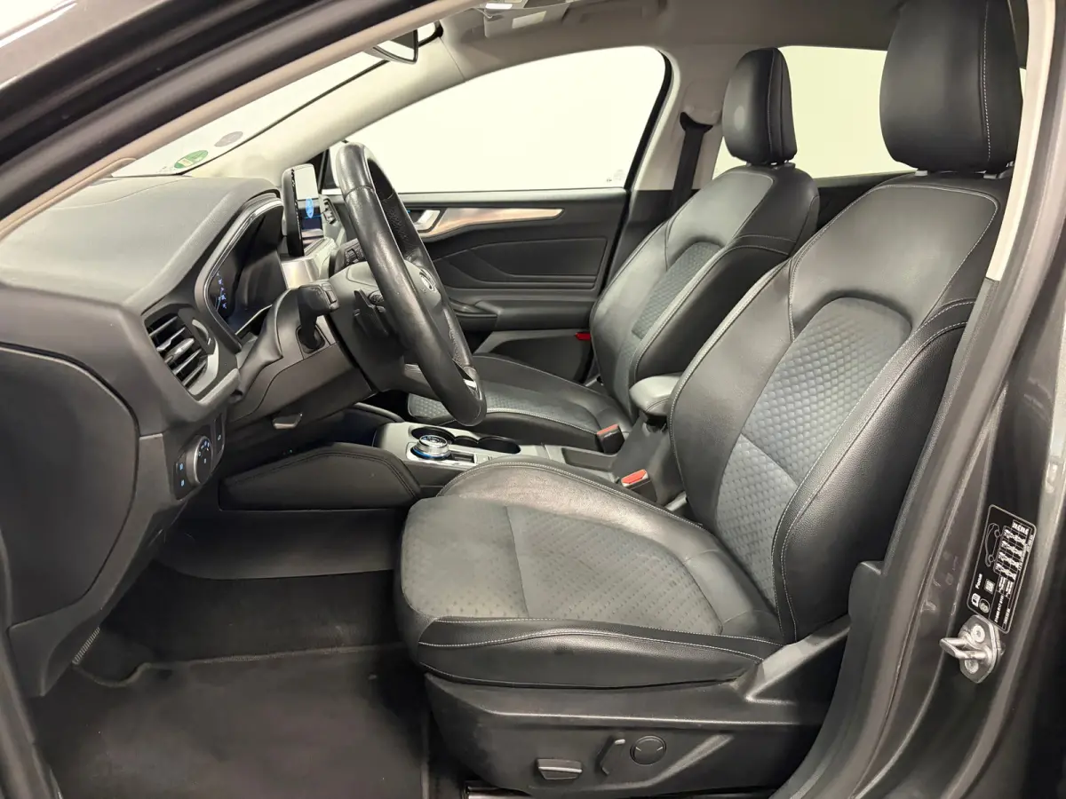 1.5 EcoBoost*Automaat*Head-up*Winter-Pakket*elect-Klep*Apple-Carplay*PDC*