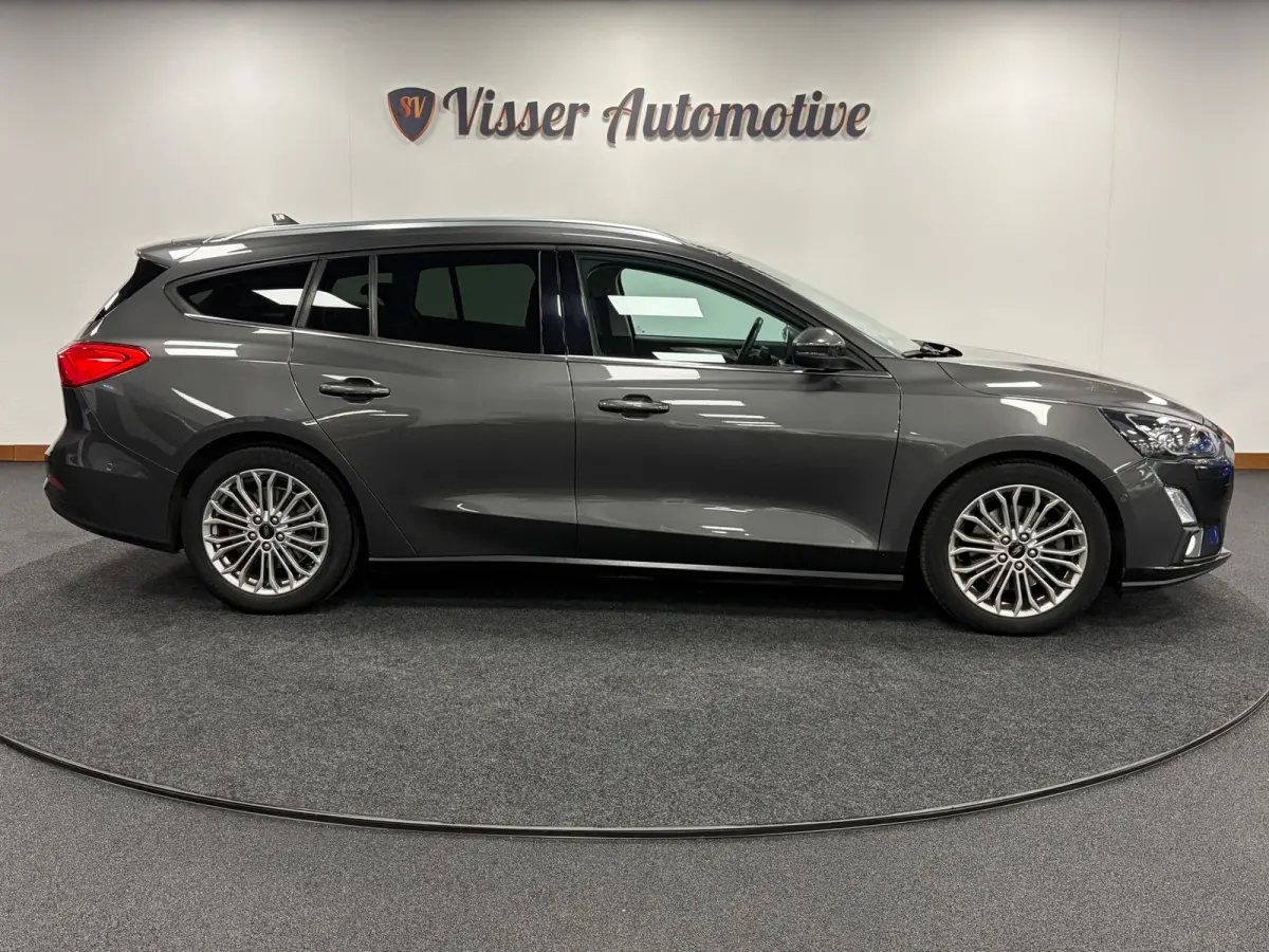 1.5 EcoBoost*Automaat*Head-up*Winter-Pakket*elect-Klep*Apple-Carplay*PDC*