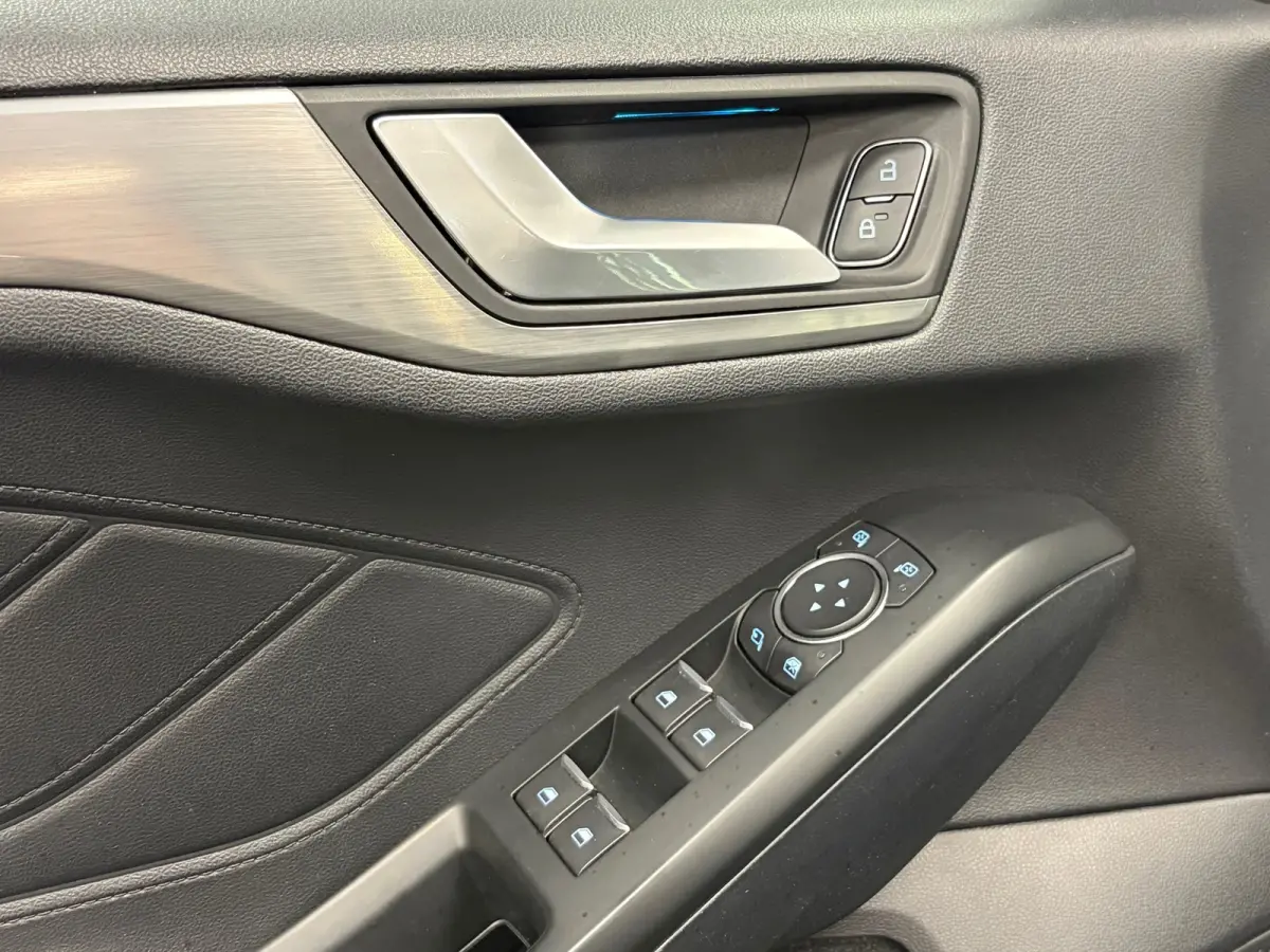 1.5 EcoBoost*Automaat*Head-up*Winter-Pakket*elect-Klep*Apple-Carplay*PDC*