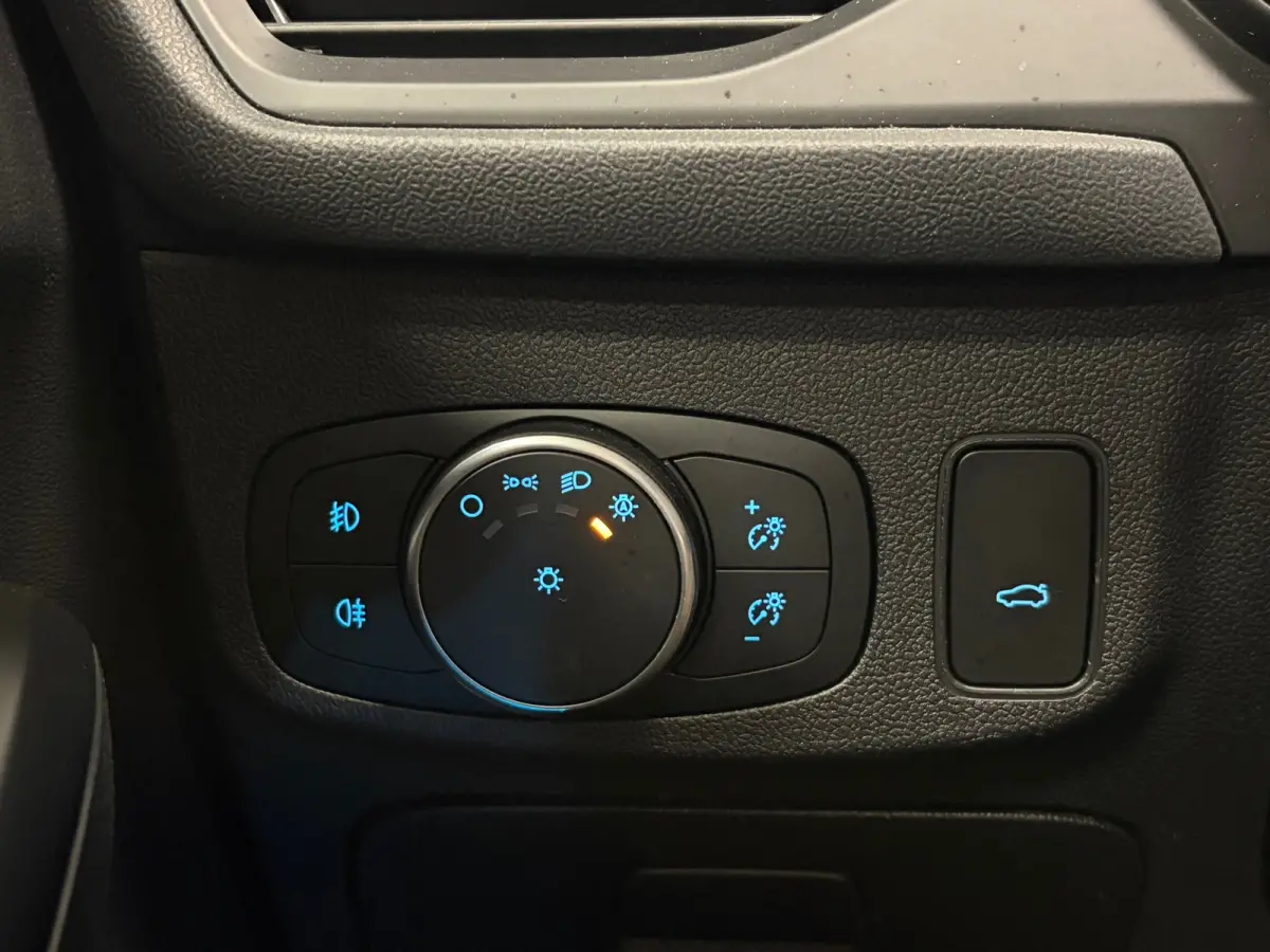 1.5 EcoBoost*Automaat*Head-up*Winter-Pakket*elect-Klep*Apple-Carplay*PDC*